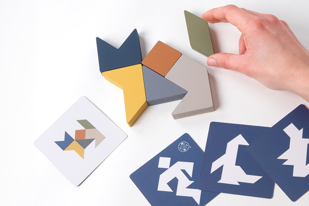 Tangram - Los cuatro elementos