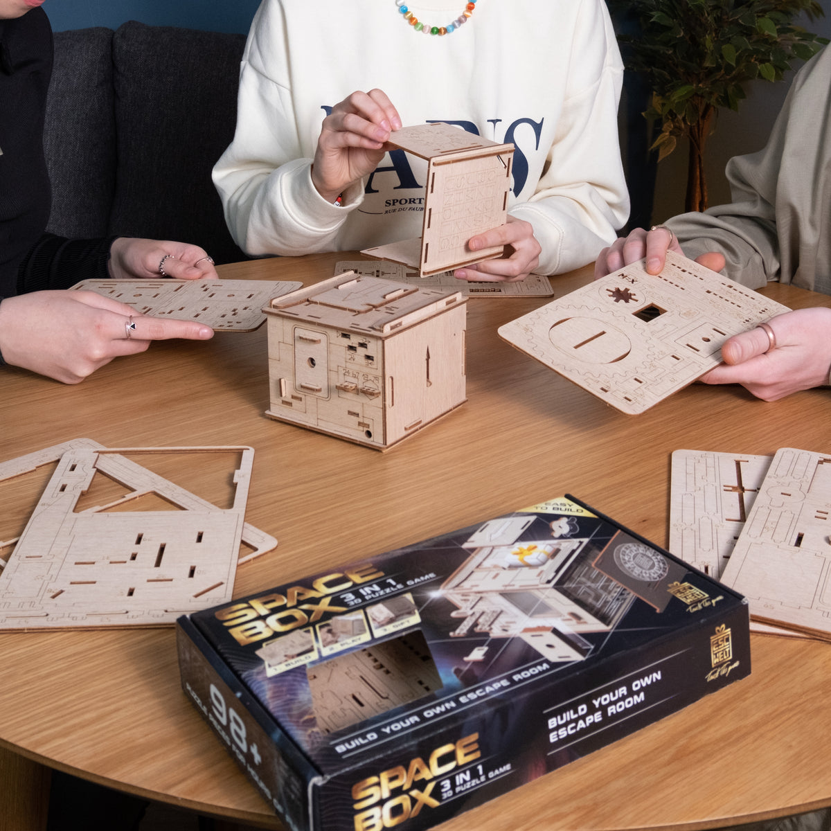 Space Box DIY